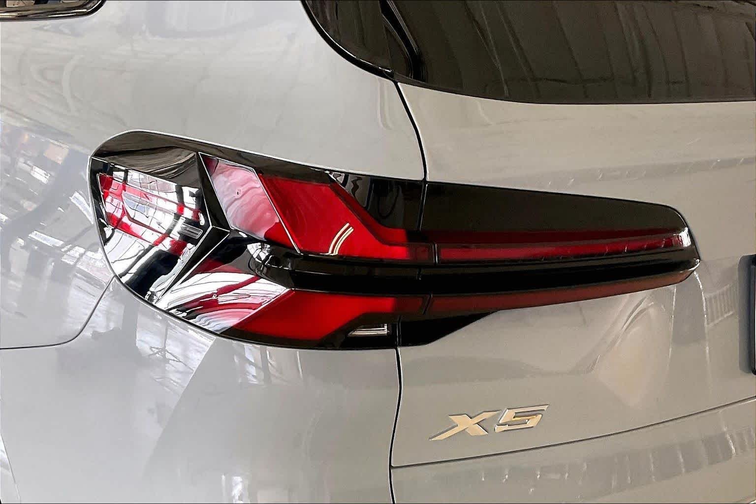 New 2026 Brooklyn Grey Metallic BMW xDrive40i image 14