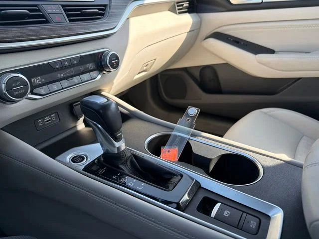 Used 2019 Red Nissan 2.0 Edition ONE image 38