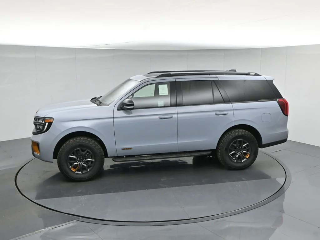 New 2026 Glacier Gray Metallic Tri-Coat Ford Tremor image 47
