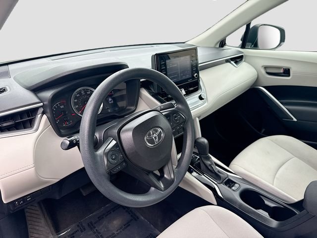 2022 Toyota Corolla Cross L - Photo 9