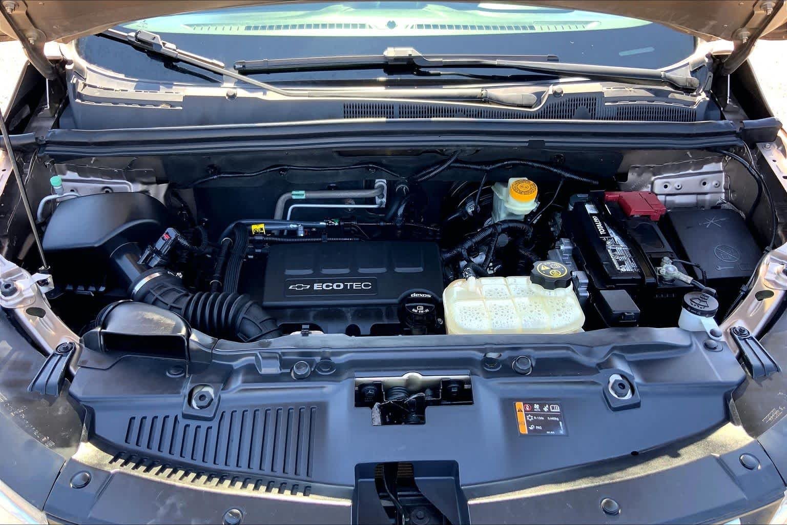Used 2018 Sandy Ridge Metallic Chevrolet LT image 31