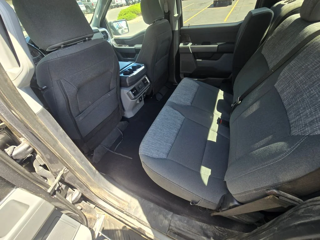 Used 2023 Gray Ford XLT image 10
