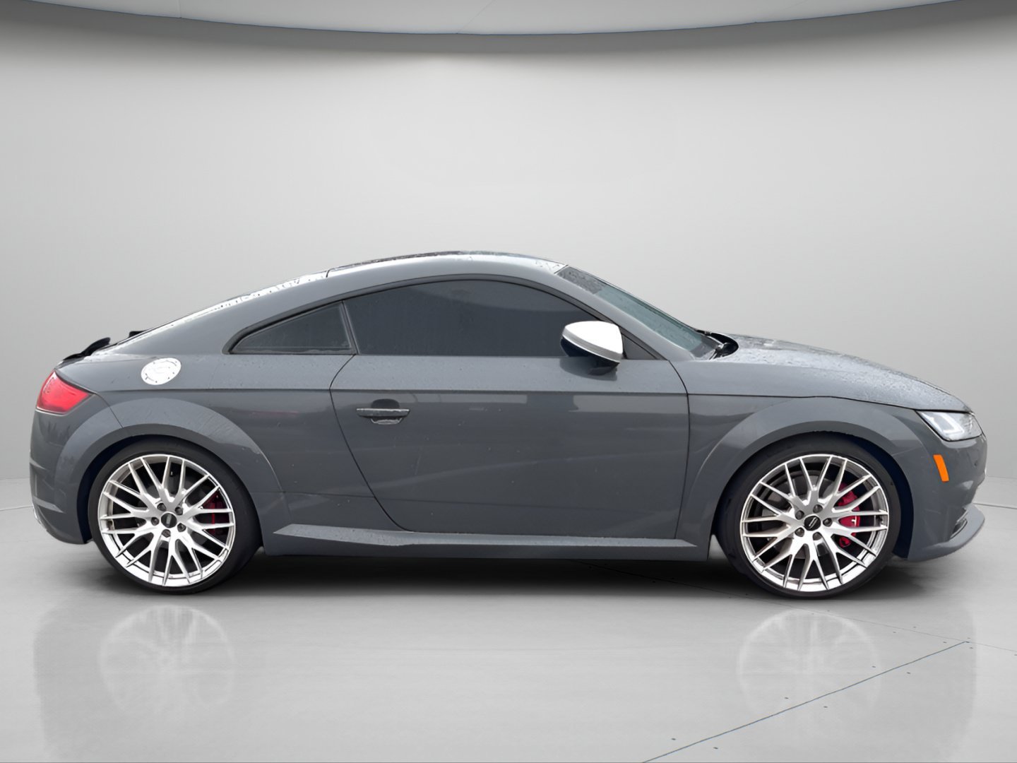 Used 2016 Nano Gray Metallic Audi 2.0T image 9