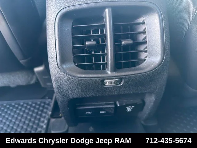 Used 2019 Gray Jeep Limited image 25