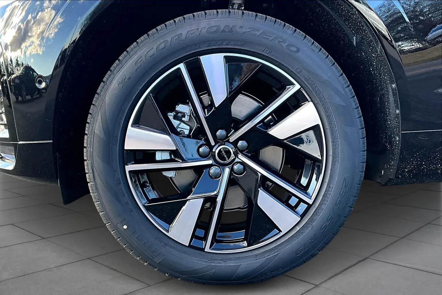 New 2026 Onyx Black Volvo Plus image 16