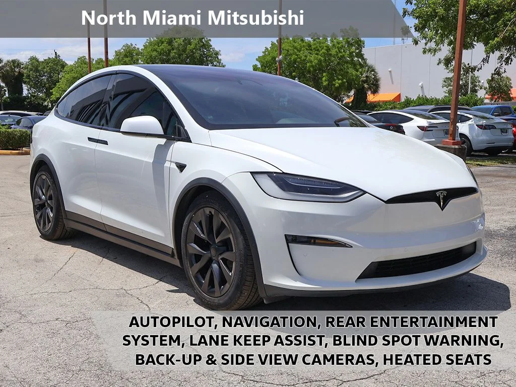 2022 Tesla Model X Plaid's photo