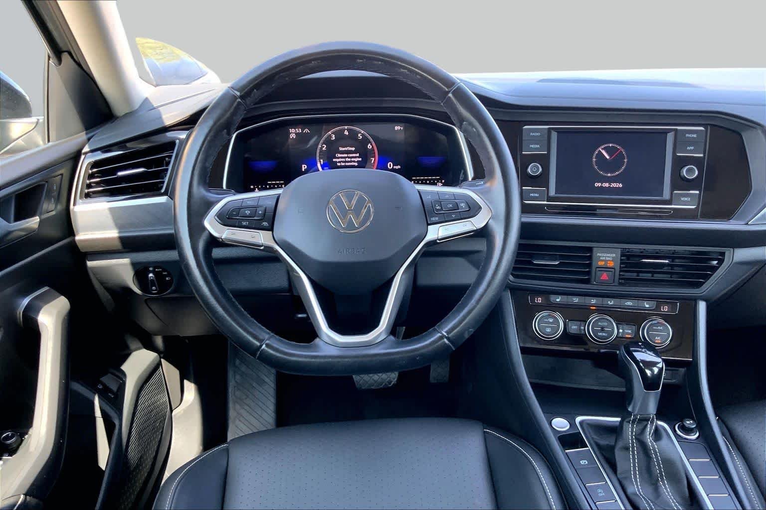 Used 2024 Platinum Gray Metallic Volkswagen SE image 6