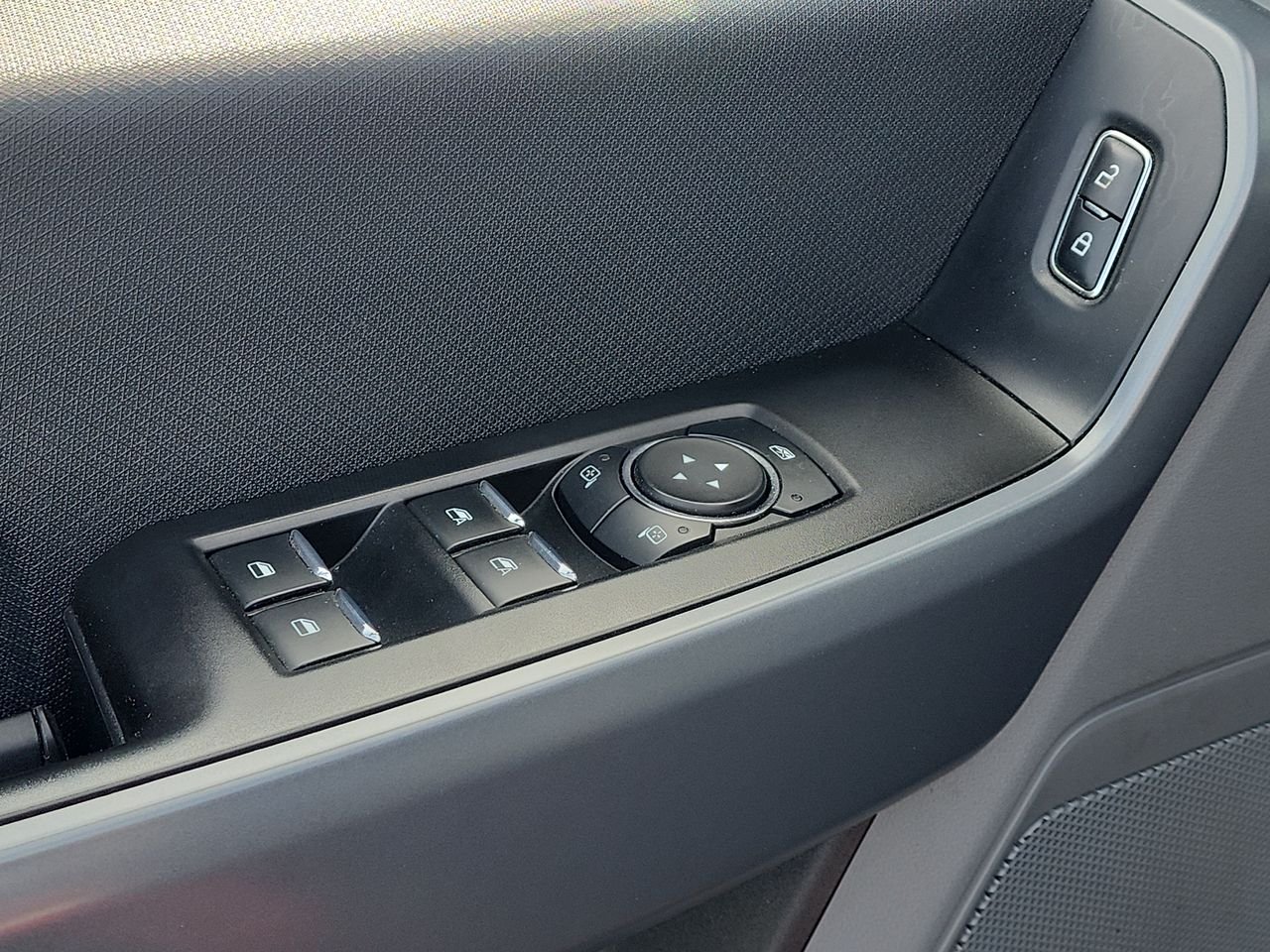 Used 2022 Red Ford XLT image 13