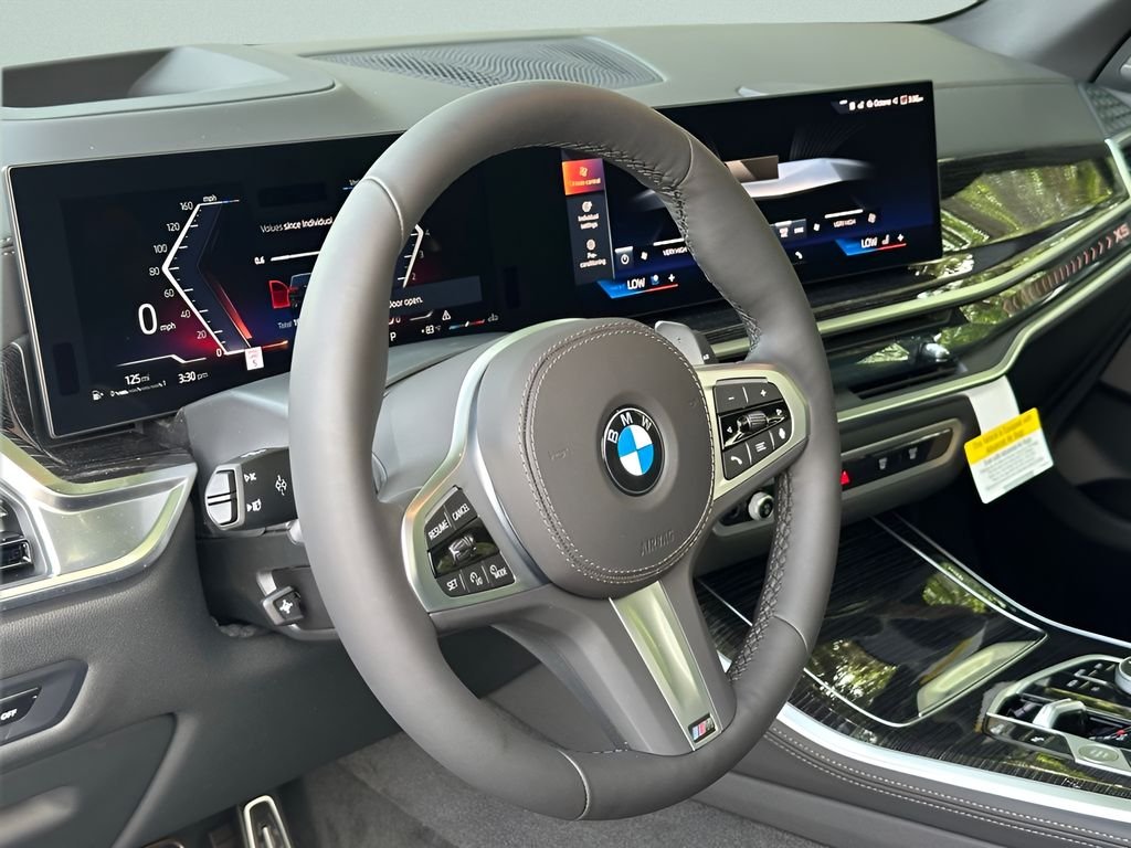 New 2026 Black Sapphire Metallic BMW xDrive40i image 13
