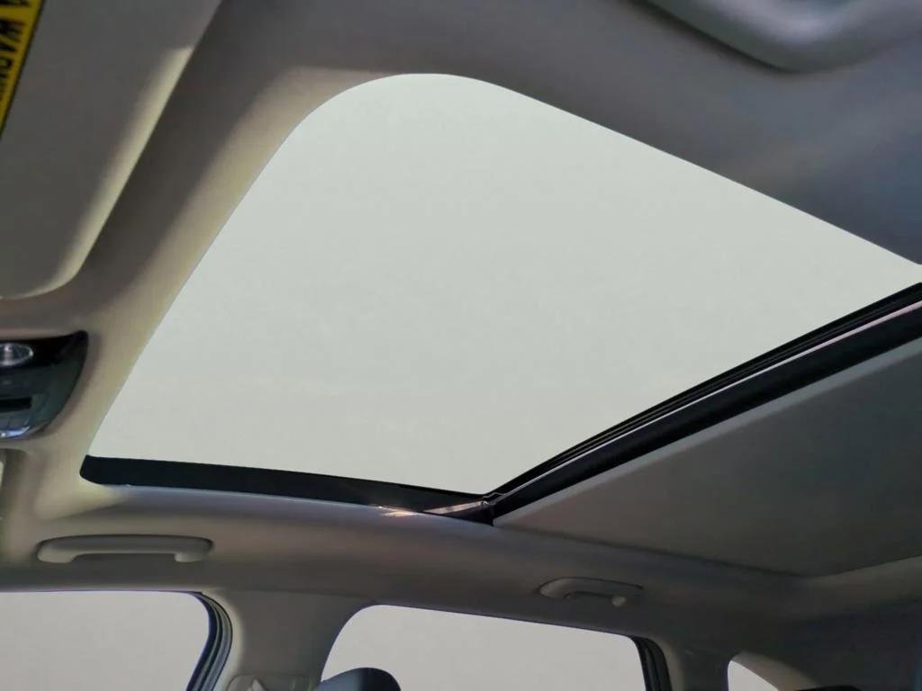 New 2026 Steel Gray Kia EX image 24