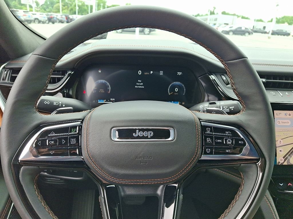 New 2026 Baltic Gray Metallic Clear-Coat Exterior Paint Jeep Summit image 17