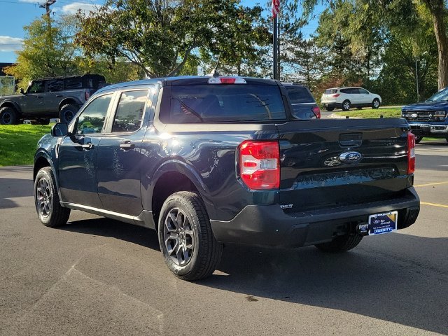 Certified Used 2023 Blue Metallic Ford XLT image 5