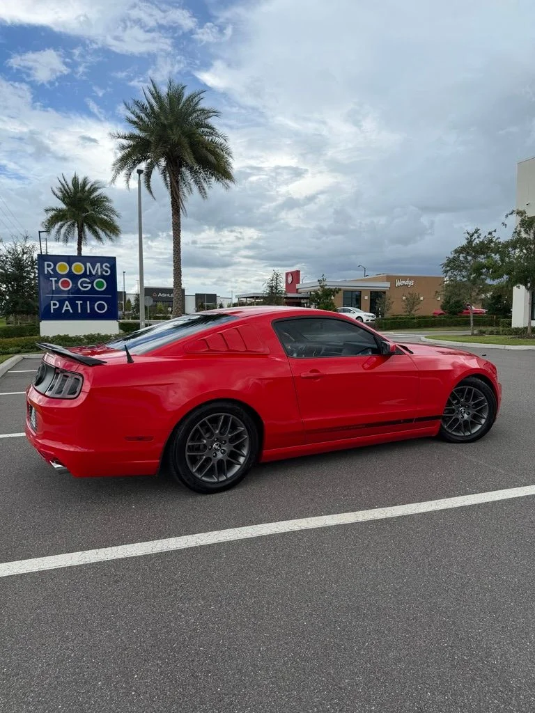 Used 2013 Red Ford V6 Premium image 25
