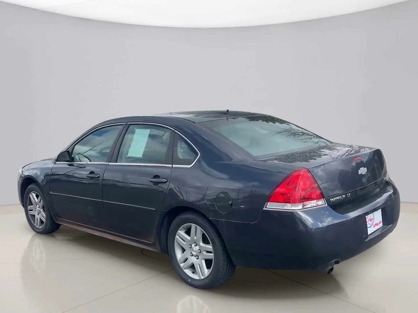 Used 2016 Grey Chevrolet LT FLEET image 3
