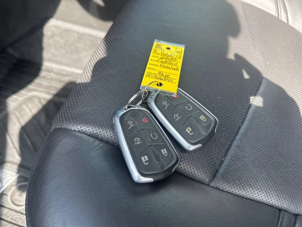 Used 2020 Gray Cadillac Luxury image 37