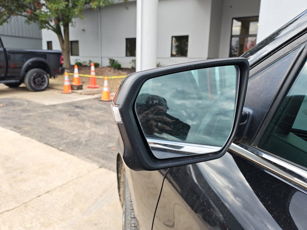 Used 2018 Black Chevrolet LT image 9