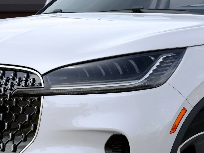 New 2027 Pristine White Metallic Tri-Coat Clearcoat Lincoln Reserve image 18