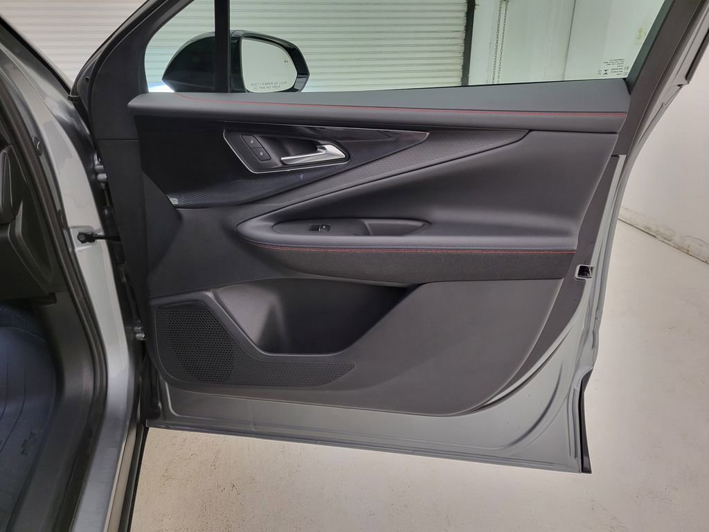 2026 Chevrolet Blazer EV RS - Photo 40