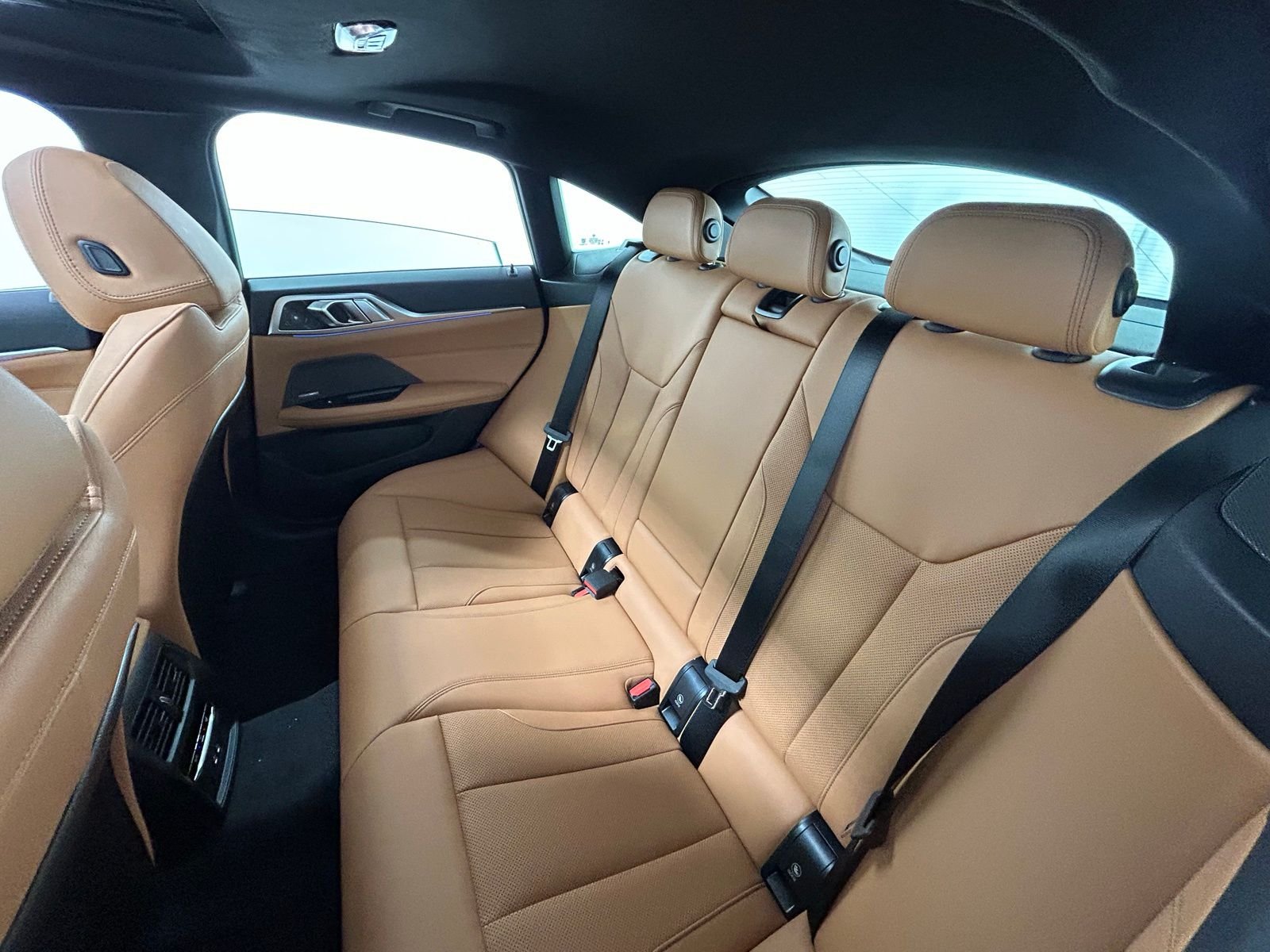 New 2026 Black Sapphire Metallic BMW xDrive40 image 56