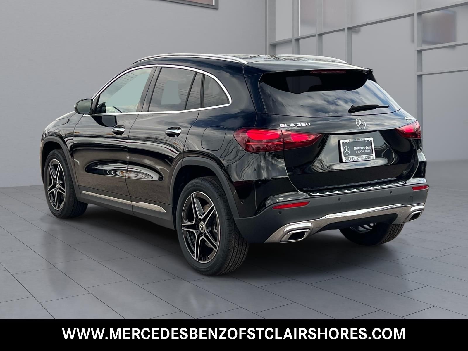 New 2026 Night Black Mercedes-Benz GLA 250 image 3