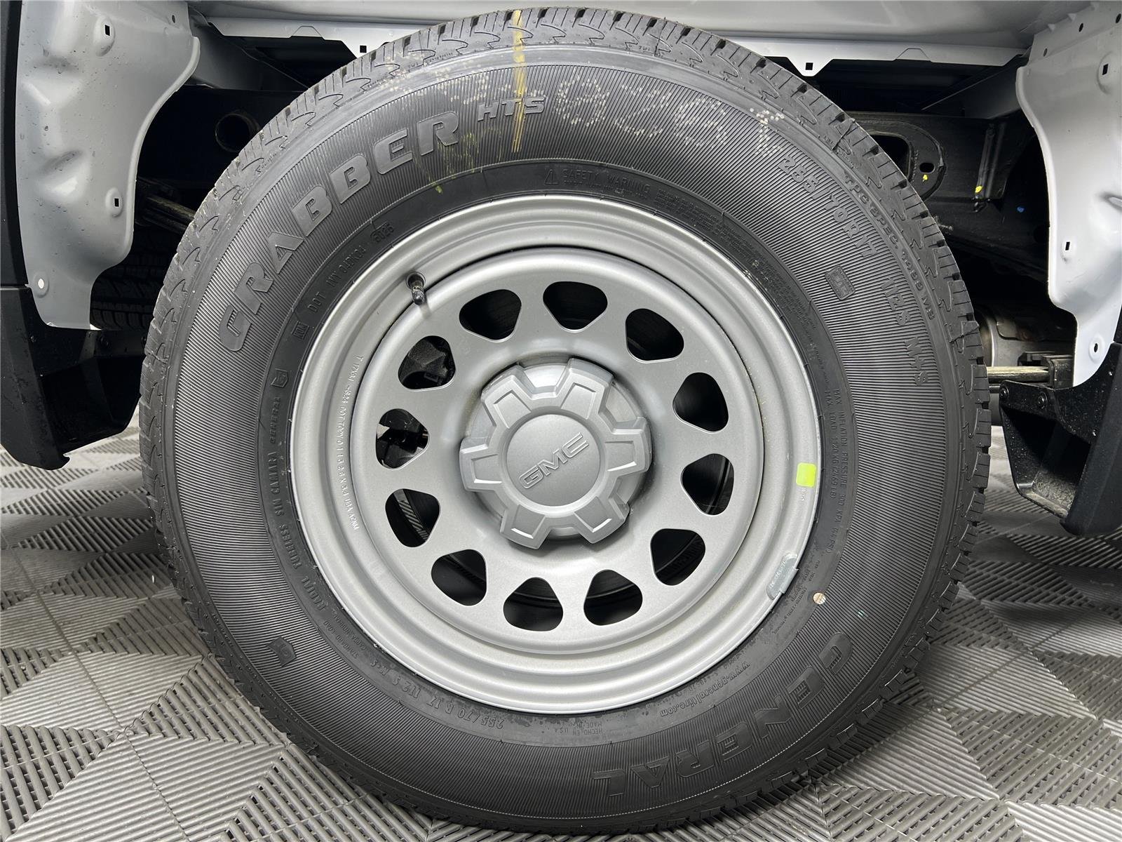 New 2026 Summit White GMC Pro image 13