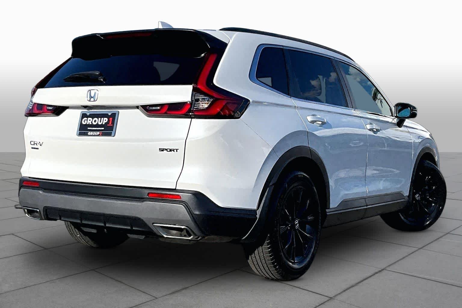 Used 2023 Platinum White Pearl Honda Sport image 13
