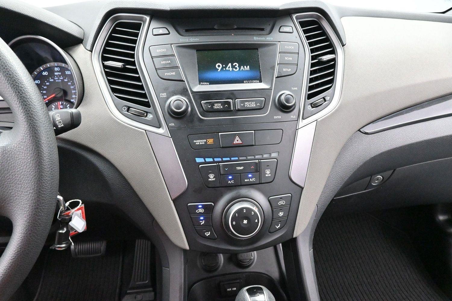 Used 2016 Twilight Black Hyundai FWD 4dr 2.4 image 23