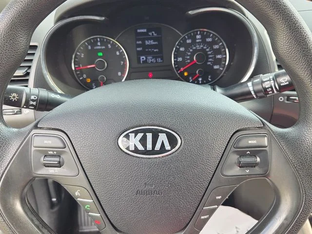 Used 2015 Silver Kia LX image 21