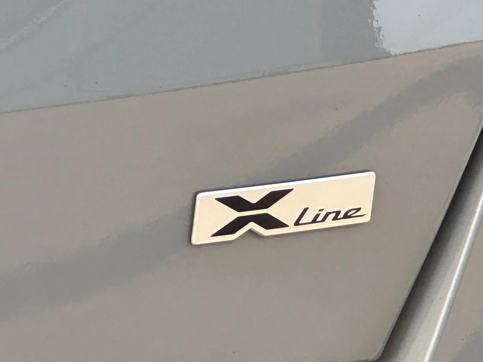 Used 2024 Wolf Gray Kia X-Line EX image 14