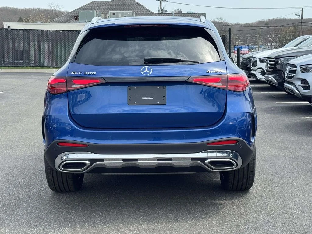 New 2026 Blue Mercedes-Benz GLC 300 image 9