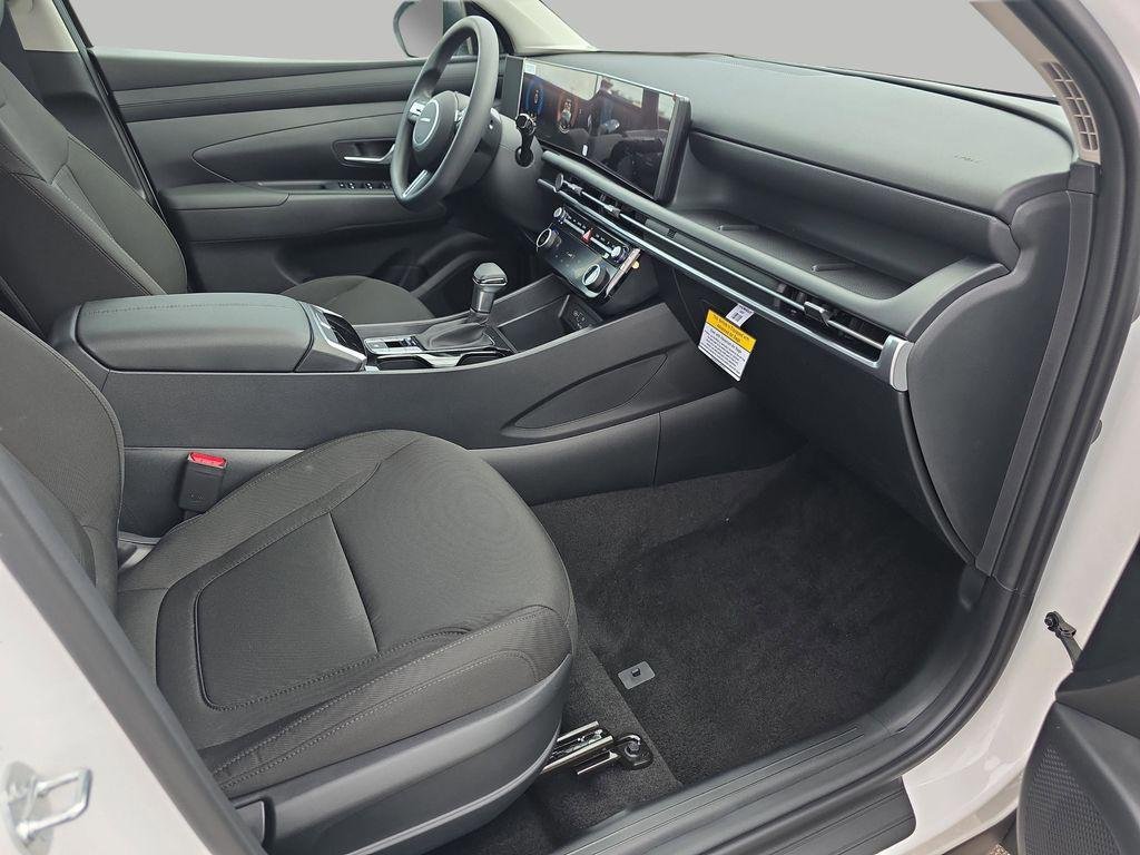 New 2026 White Pearl Hyundai SEL FWD image 27