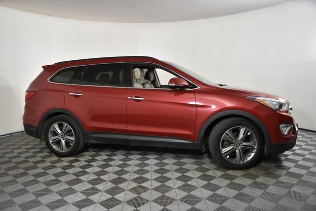 Used 2014 Red Hyundai GLS image 4