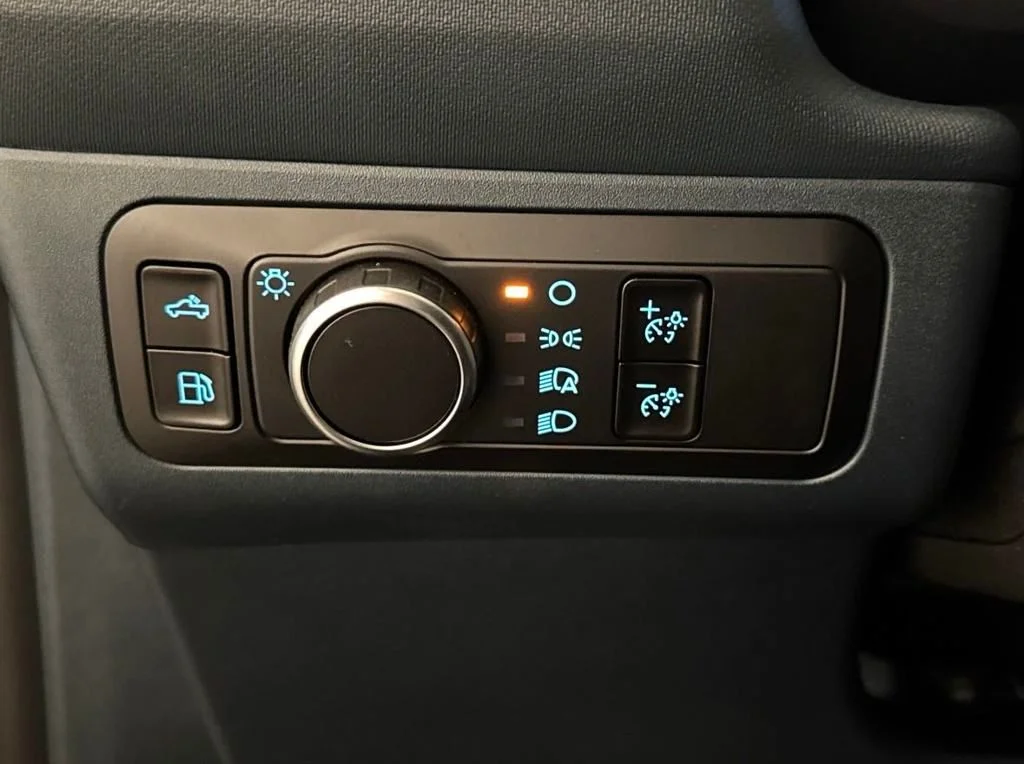 2025 Ford Maverick XLT - Photo 24