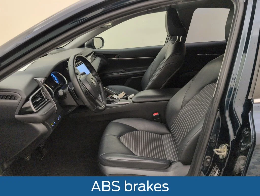 Certified Used 2020 Blue Toyota SE image 4
