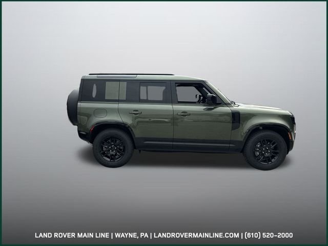 New 2026 Woolstone Green Land Rover X-Dynamic SE image 6