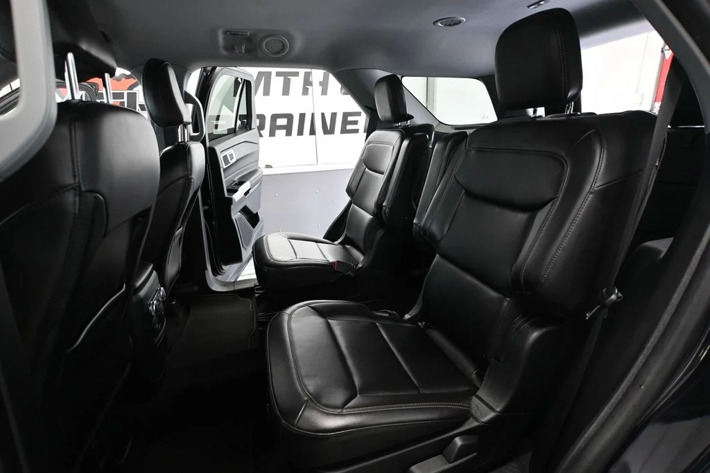 Used 2022 Black Ford XLT image 40
