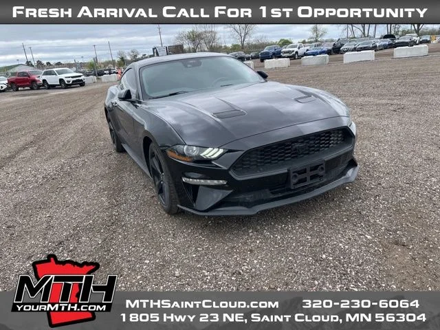 2022 Ford Mustang EcoBoost - Photo 8