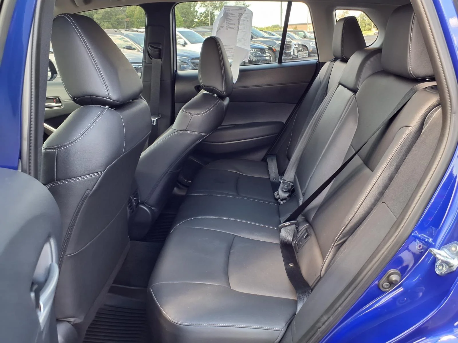 Used 2025 Blue Crush Metallic Toyota XLE image 25