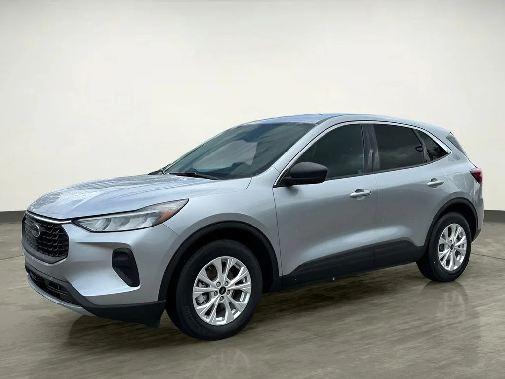 Used 2024 Silver Ford Active image 2