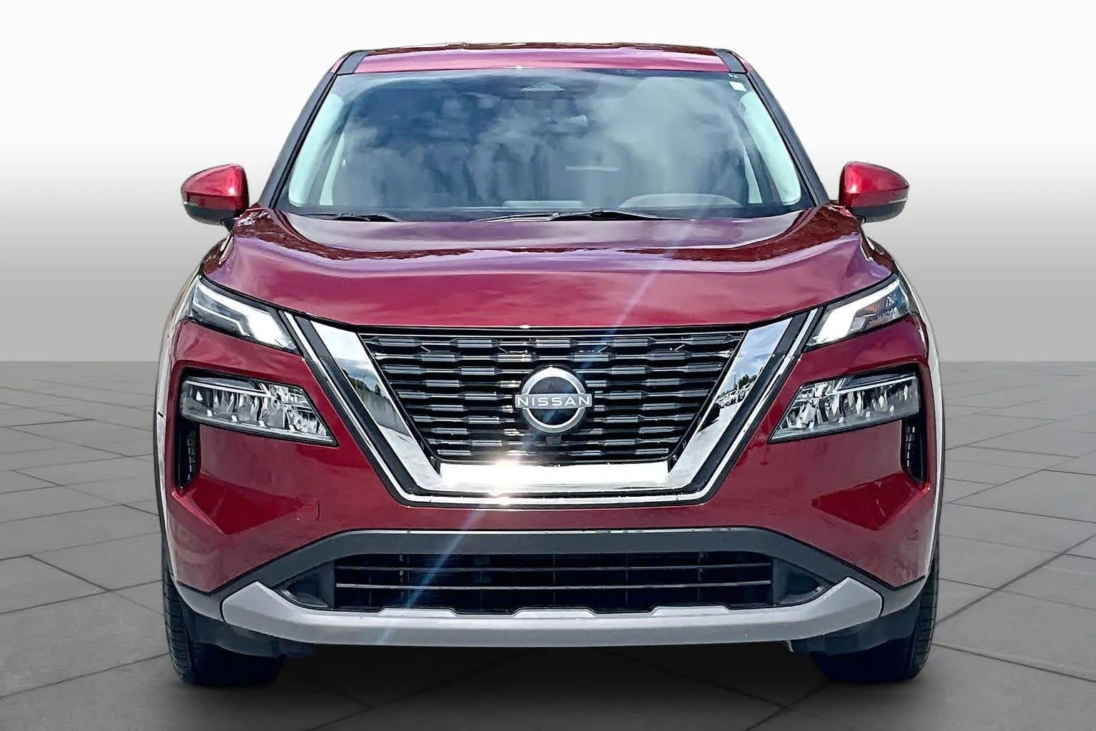 Used 2023 Scarlet Ember Tintcoat Nissan SV image 6
