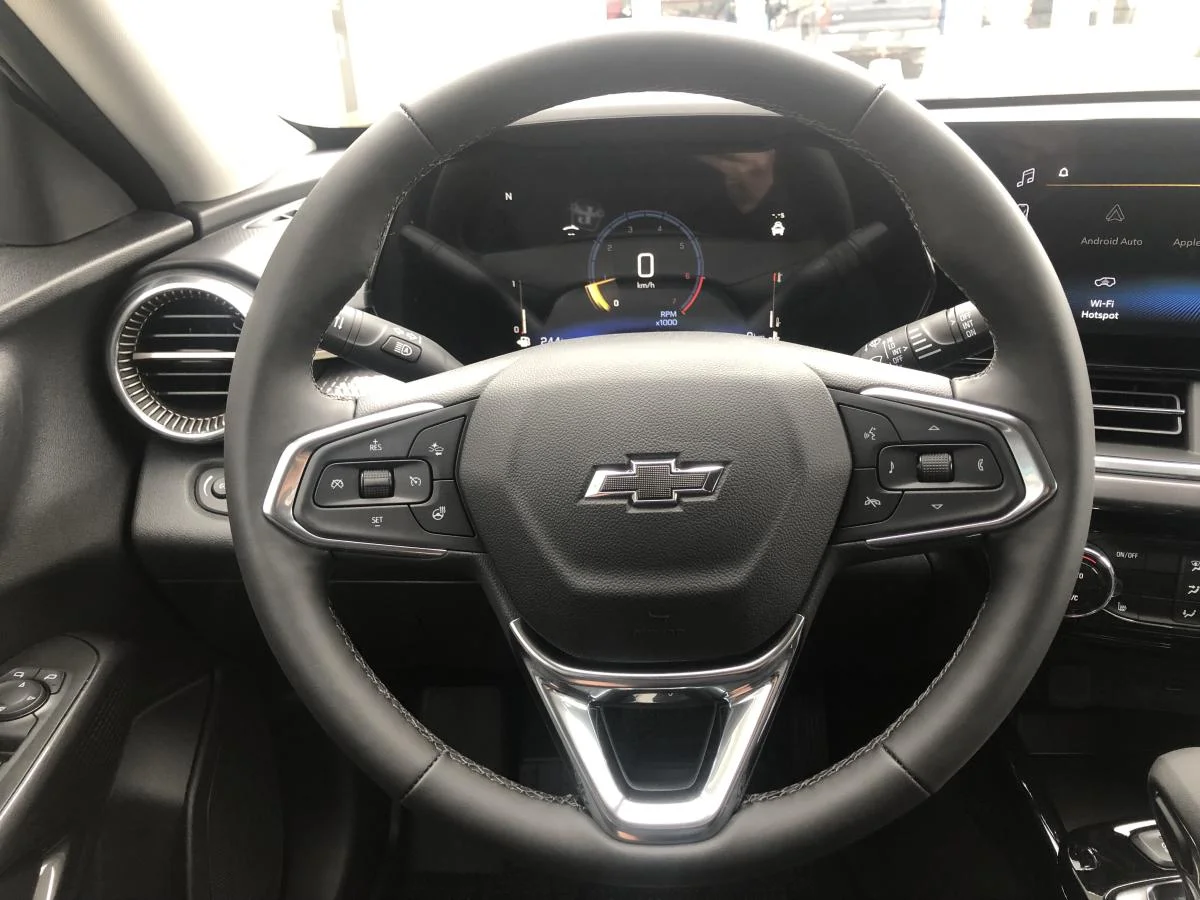 New 2026 Blue Chevrolet Fwd 4dr Activ image 12