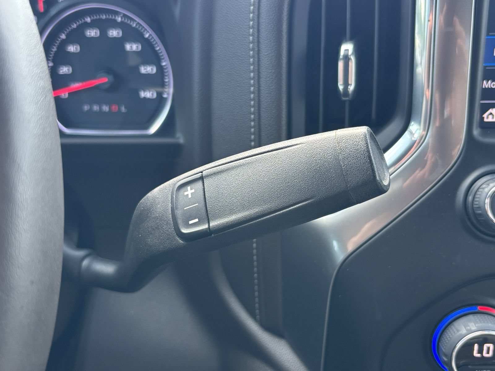 2022 Chevrolet Silverado 1500 Limited RST - Photo 37