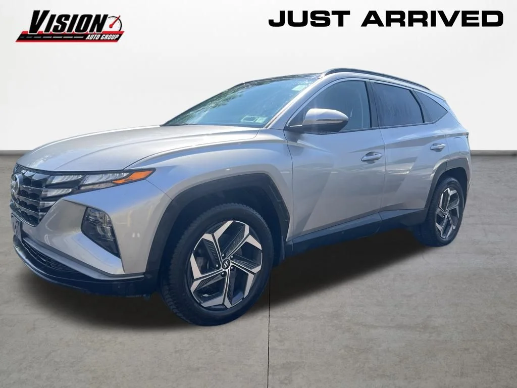 Certified Used 2024 Silver Hyundai SEL Convenience image 1