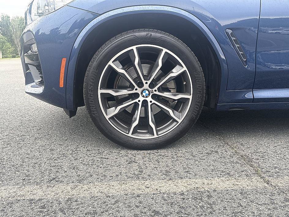 Used 2021 Phytonic Blue Metallic BMW xDrive30i image 9