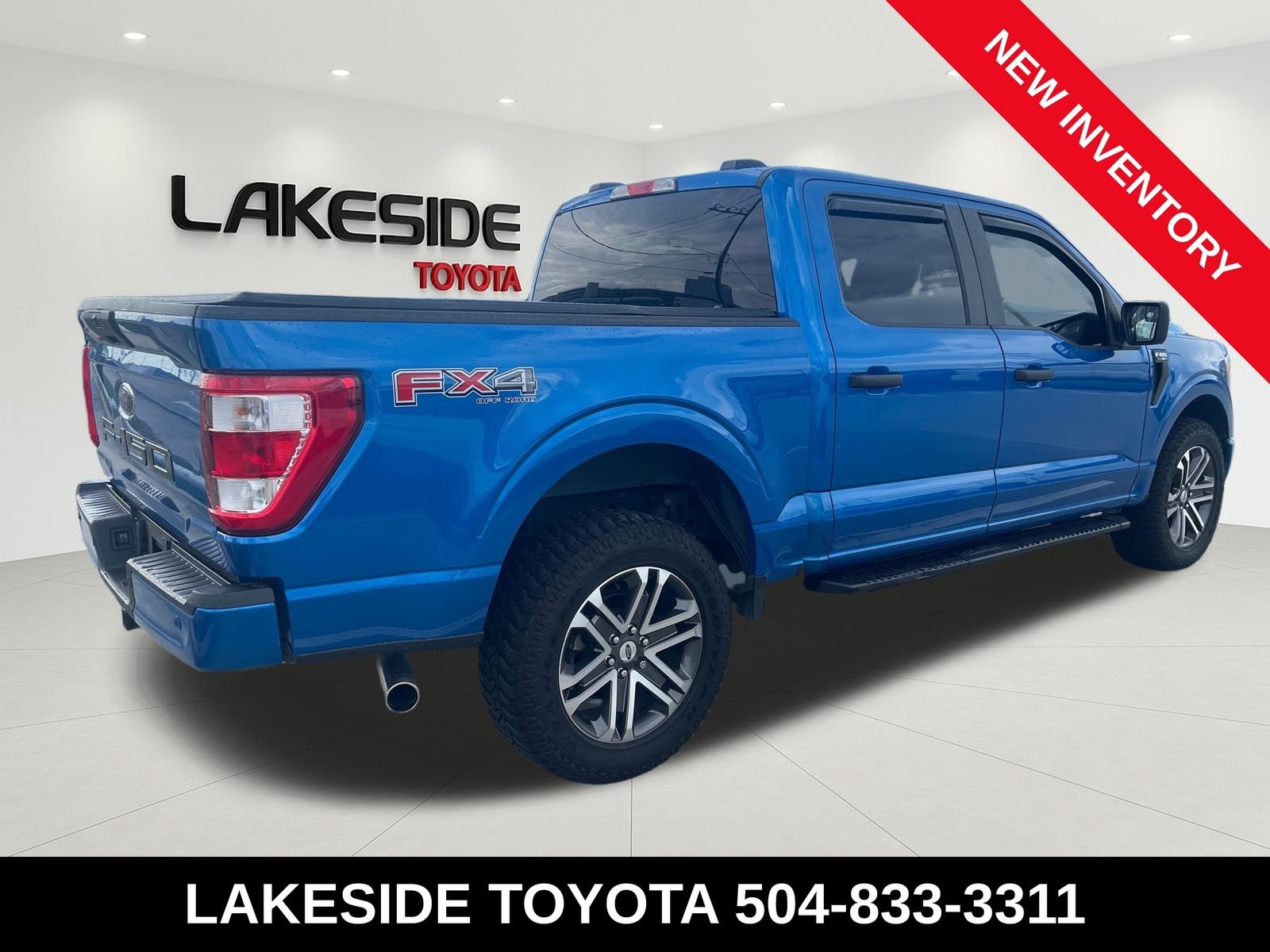Used 2021 Blue Ford XL image 4