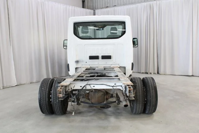 Used 2018 White Ford Base image 23