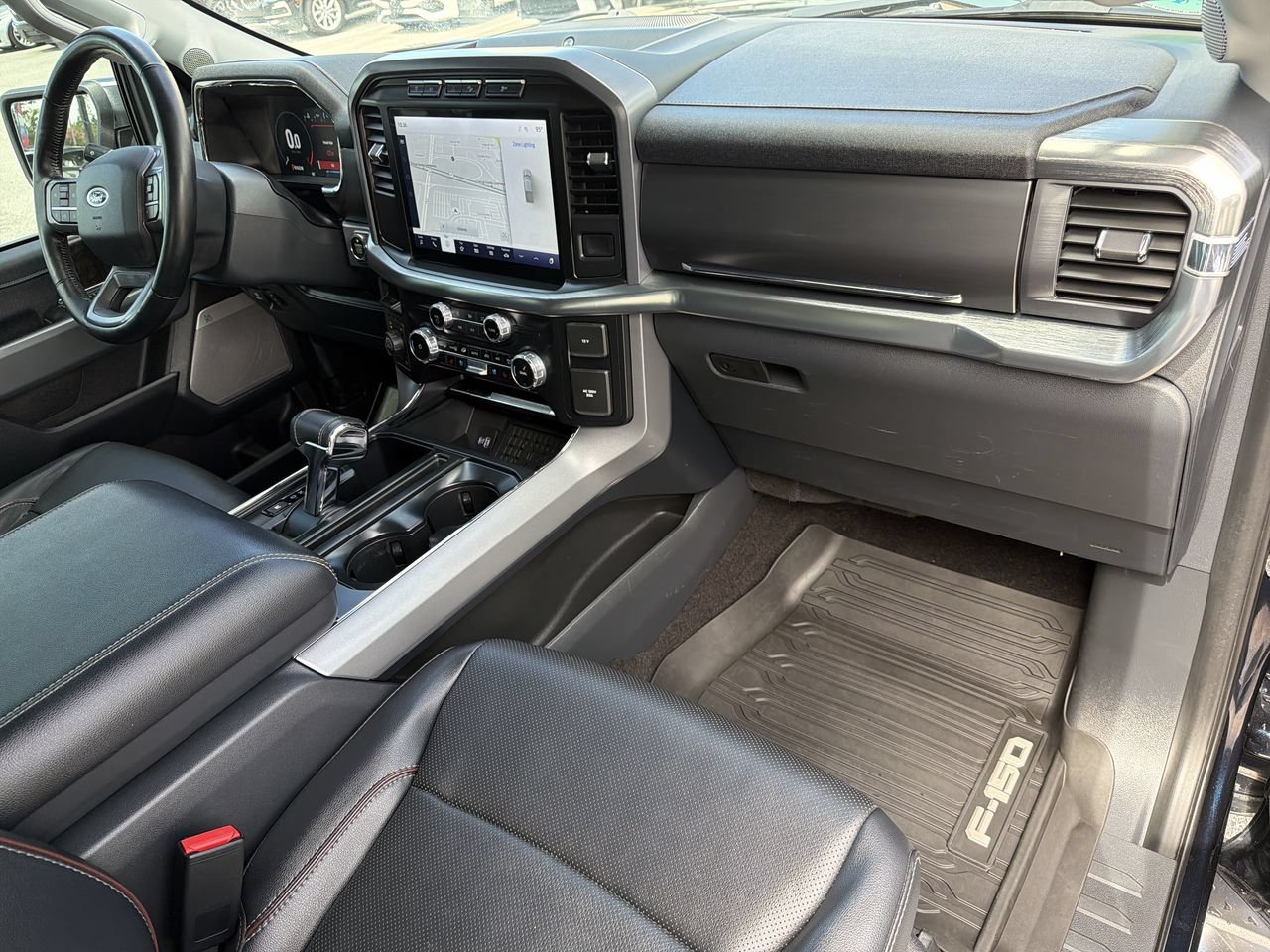 Used 2023 Black Ford LARIAT image 11