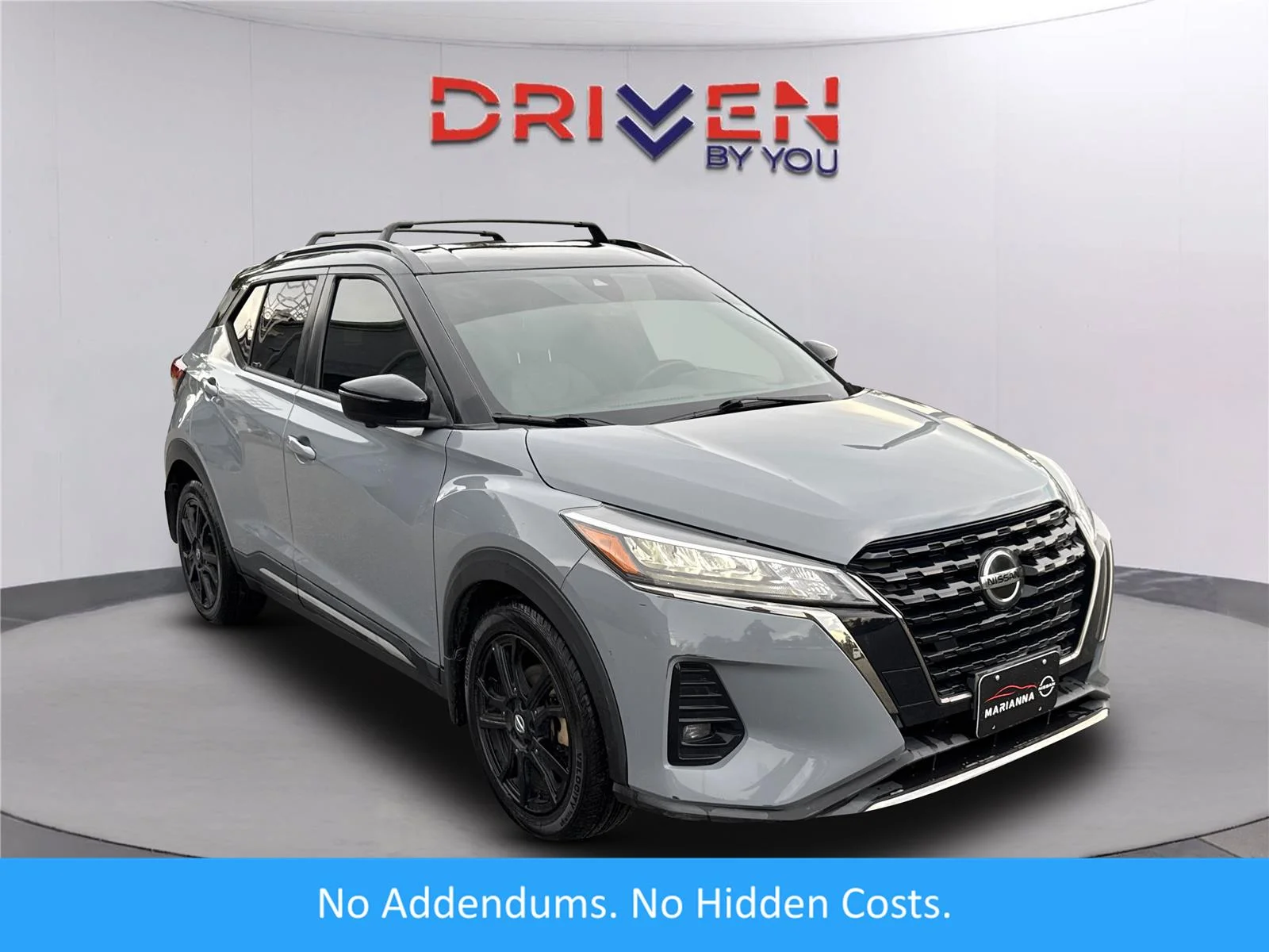 2021 Nissan Kicks SR