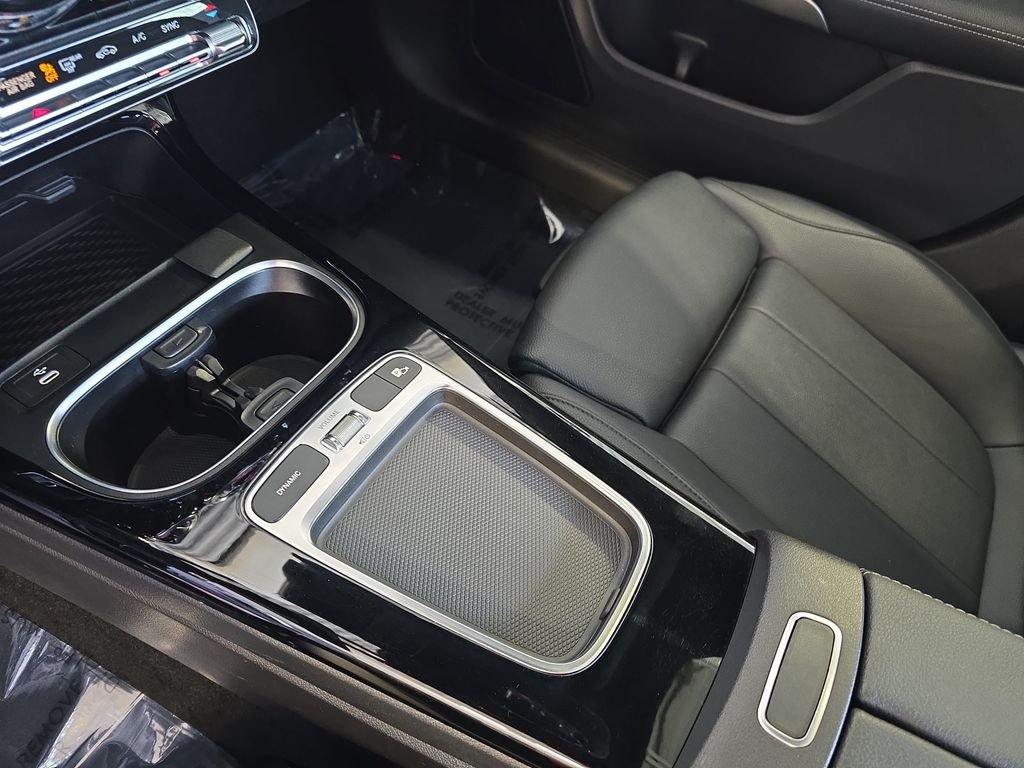 Certified Used 2025 Black Mercedes-Benz CLA 250 image 25