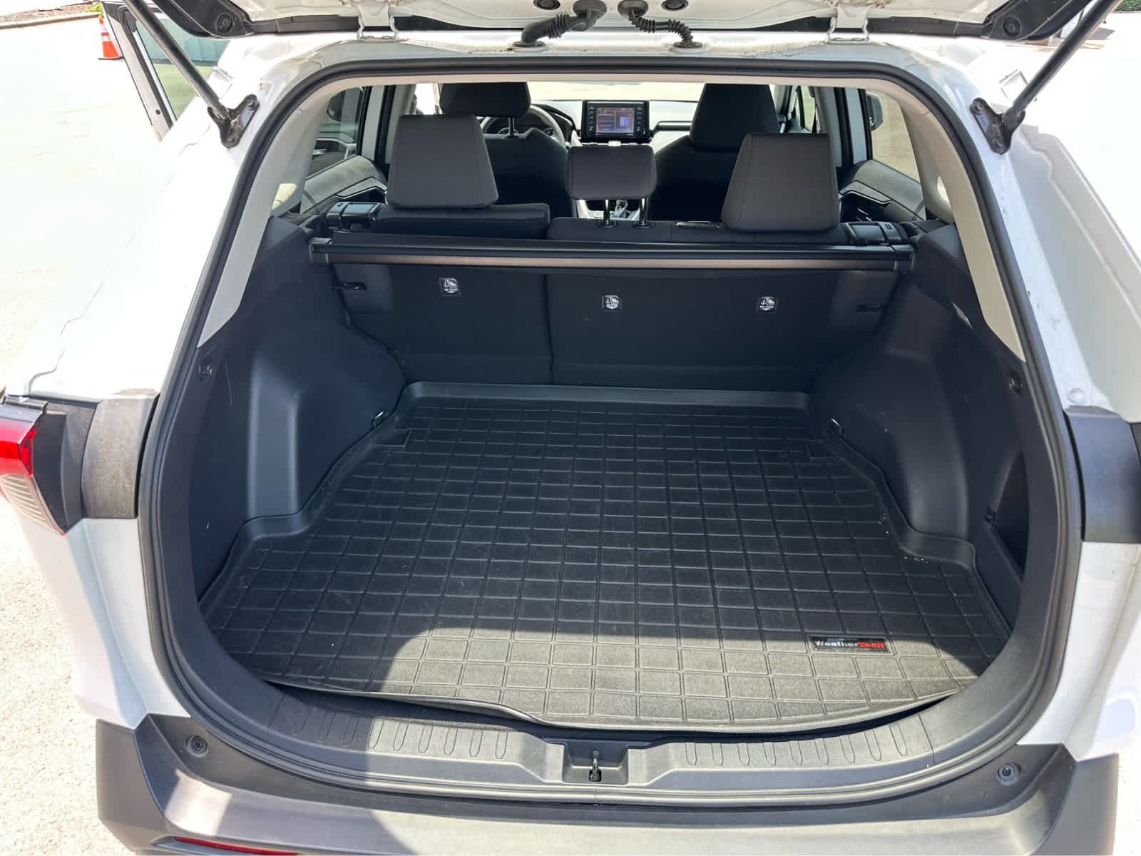 Used 2021 Super White Toyota XLE image 14